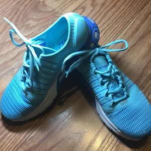 Running Shoes